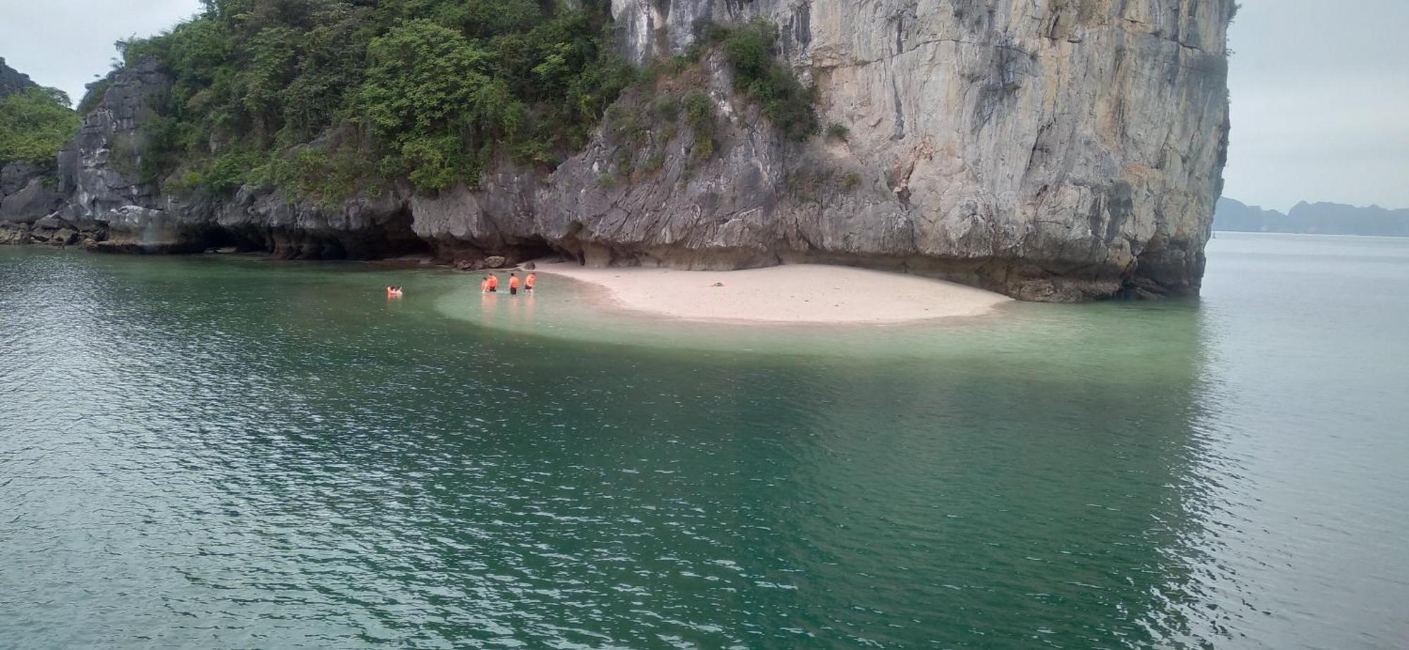 Cat Ba Victory Hostel Dong Khe Sau ภายนอก รูปภาพ