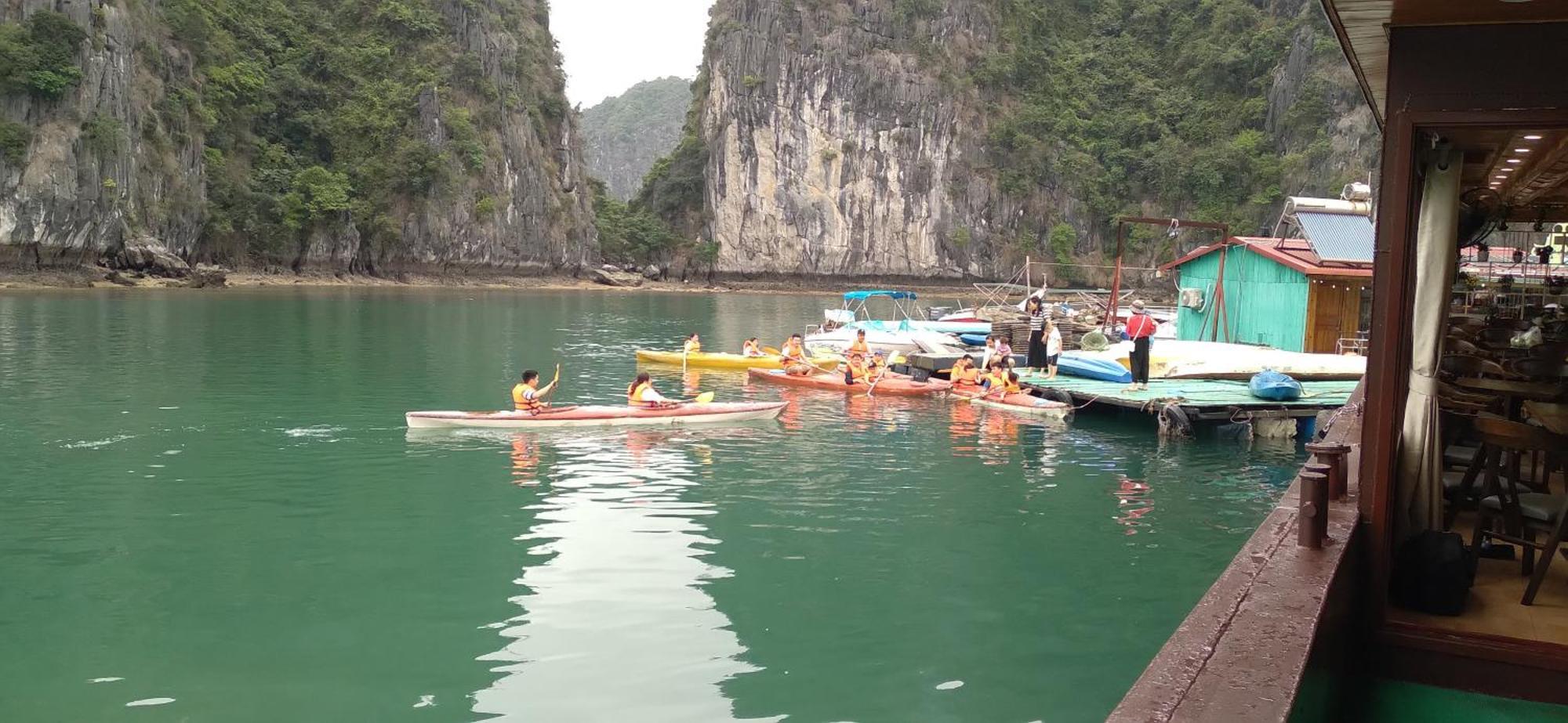 Cat Ba Victory Hostel Dong Khe Sau ภายนอก รูปภาพ