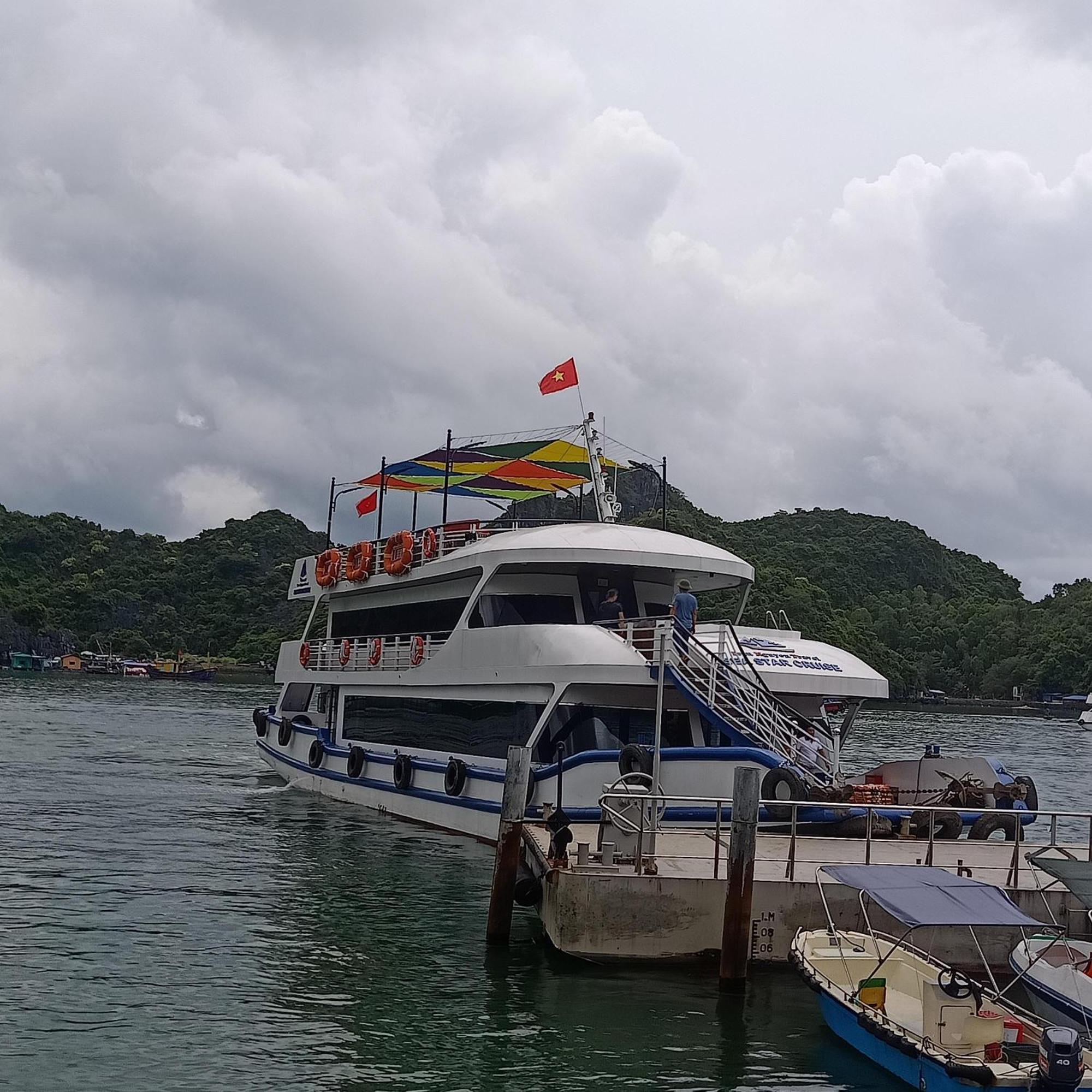 Cat Ba Victory Hostel Dong Khe Sau ภายนอก รูปภาพ