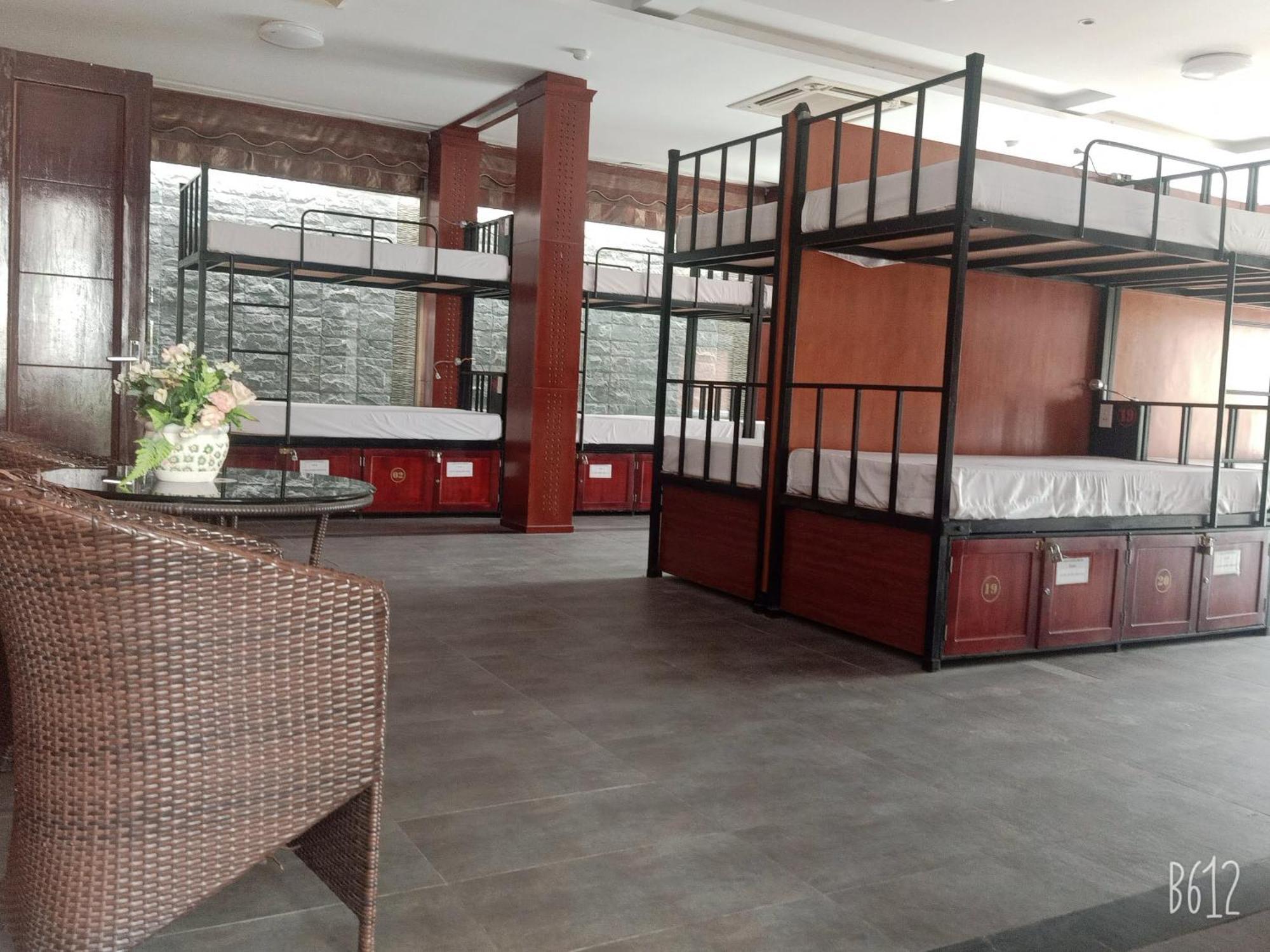 Cat Ba Victory Hostel Dong Khe Sau ภายนอก รูปภาพ