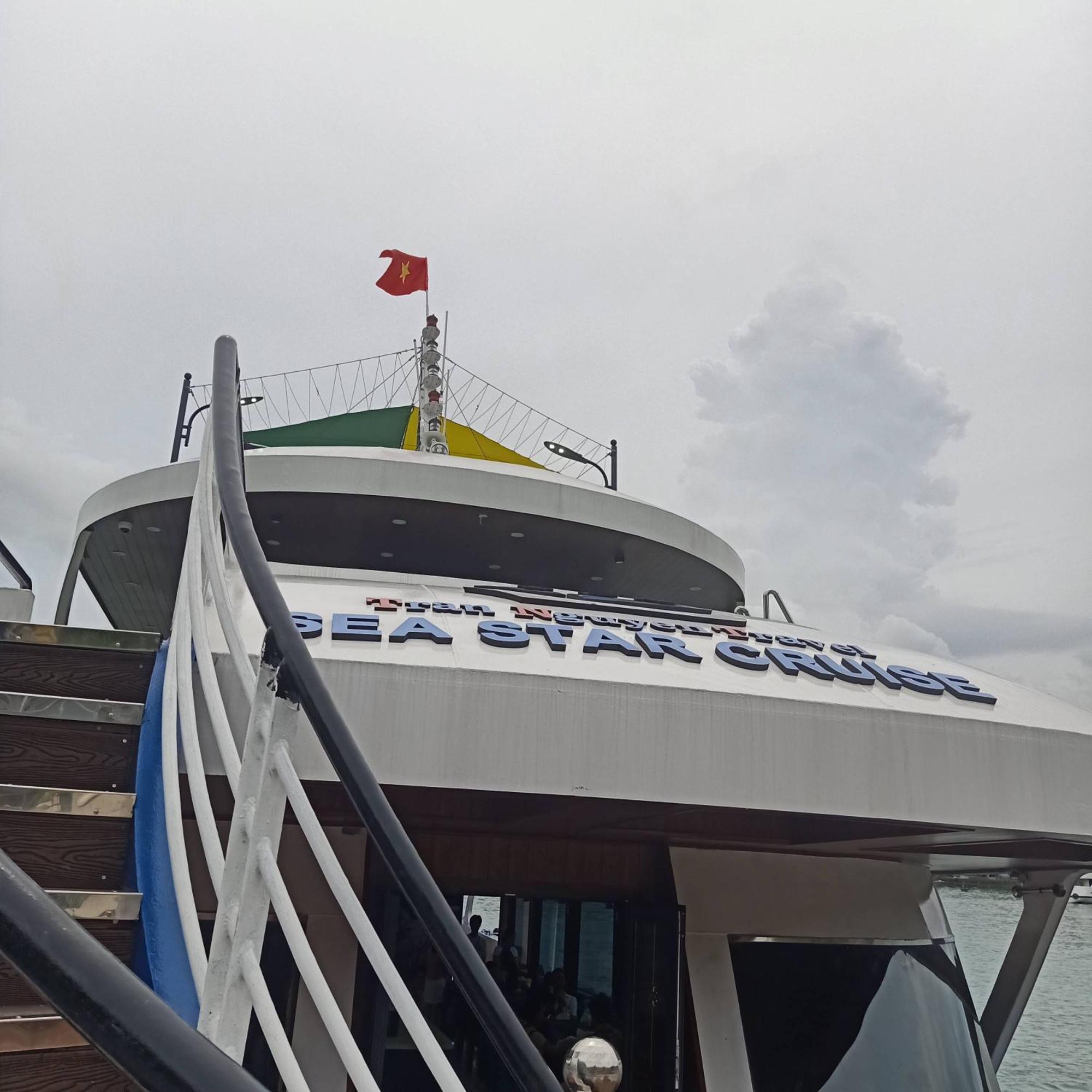 Cat Ba Victory Hostel Dong Khe Sau ภายนอก รูปภาพ