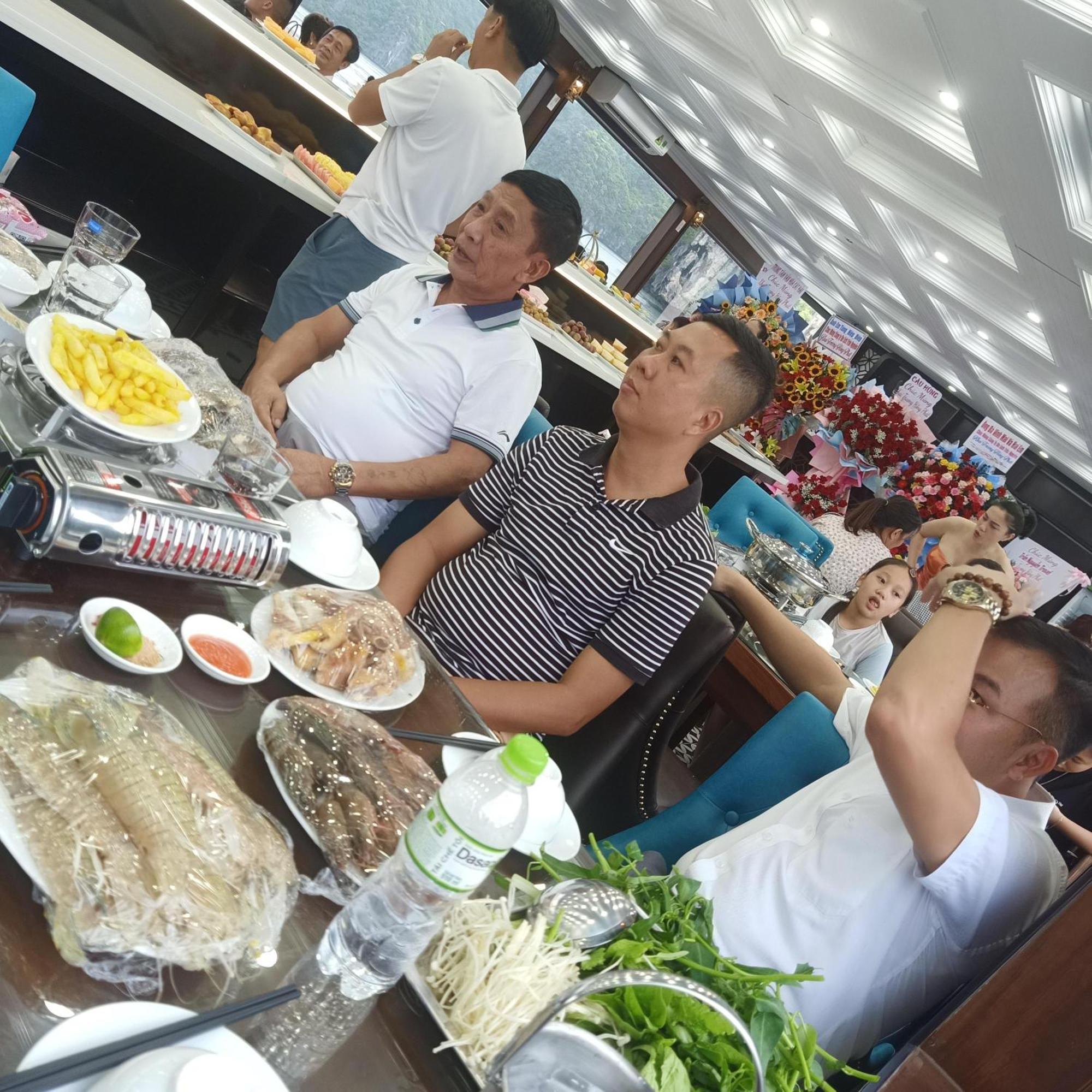 Cat Ba Victory Hostel Dong Khe Sau ภายนอก รูปภาพ